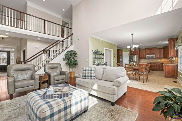 121 Bridgeway Drive, Warner Robins, GA 31088