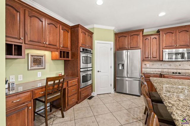 121 Bridgeway Drive, Warner Robins, GA 31088