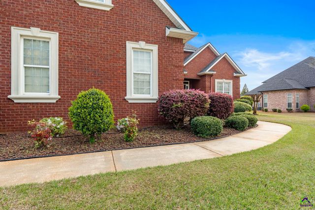 121 Bridgeway Drive, Warner Robins, GA 31088