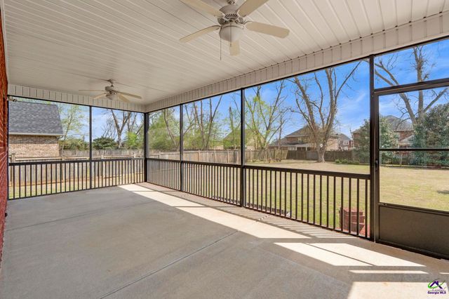 121 Bridgeway Drive, Warner Robins, GA 31088