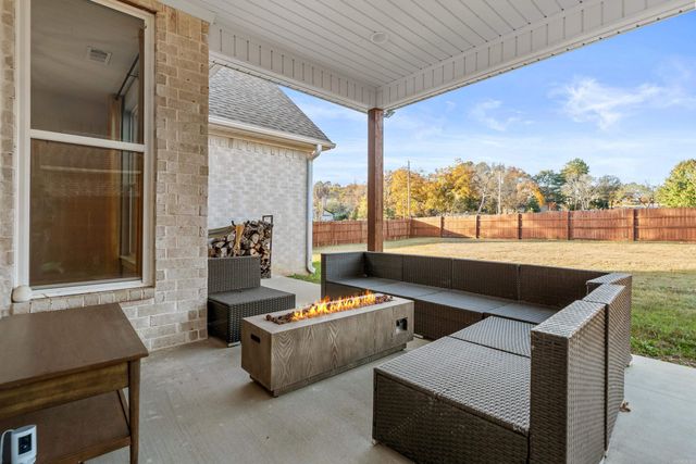 105 Coneflower Court, Hot Springs, AR 71901