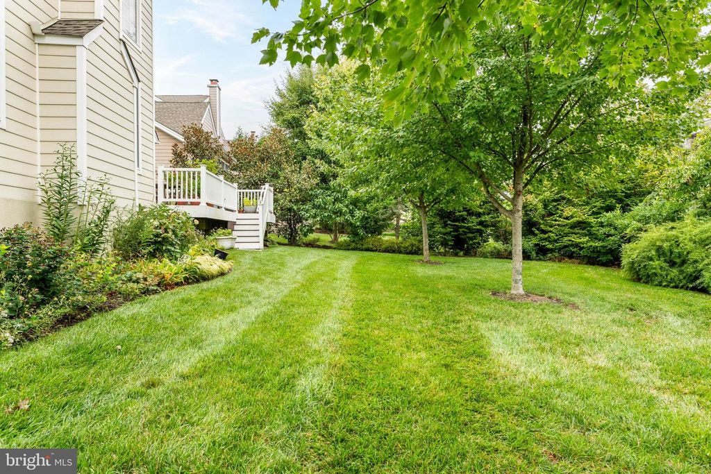303 PARK HILL LN, NEWTOWN SQUARE, PA 19073 — photo 3