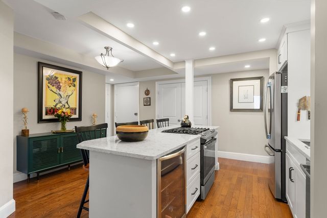 85 E India Row 20G, Boston, MA 02110