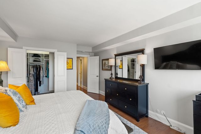 85 E India Row 20G, Boston, MA 02110
