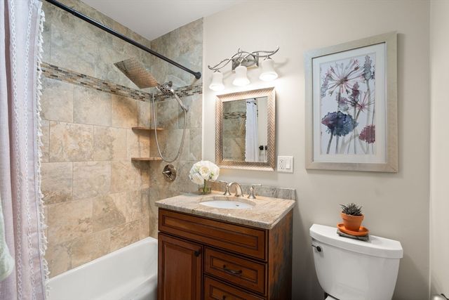85 E India Row 20G, Boston, MA 02110