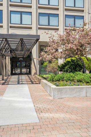 85 E India Row 20G, Boston, MA 02110