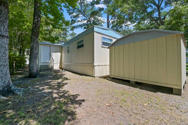 2945 Clemson Dr., Murrells Inlet, SC 29576