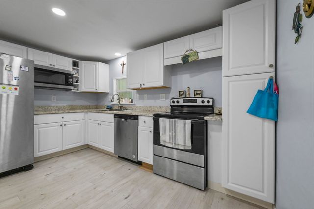 2945 Clemson Dr., Murrells Inlet, SC 29576