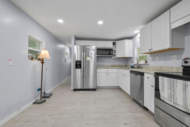 2945 Clemson Dr., Murrells Inlet, SC 29576