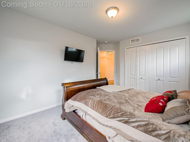 337 Beaver Run, Holly Township, MI 48442