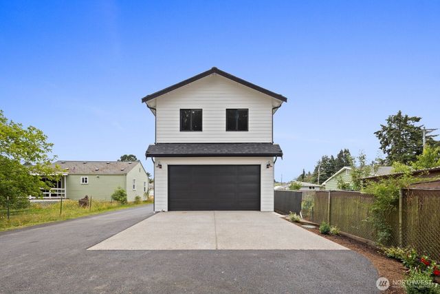 7638 S J Street, Tacoma, WA 98408