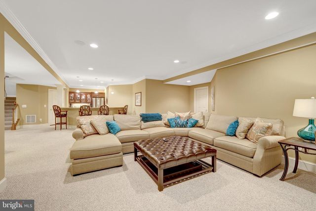 1368 NORTHWYCK CT, Mclean, VA 22102