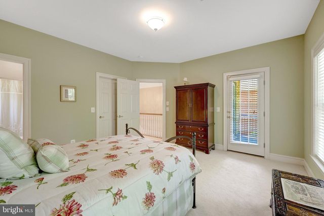 1368 NORTHWYCK CT, Mclean, VA 22102