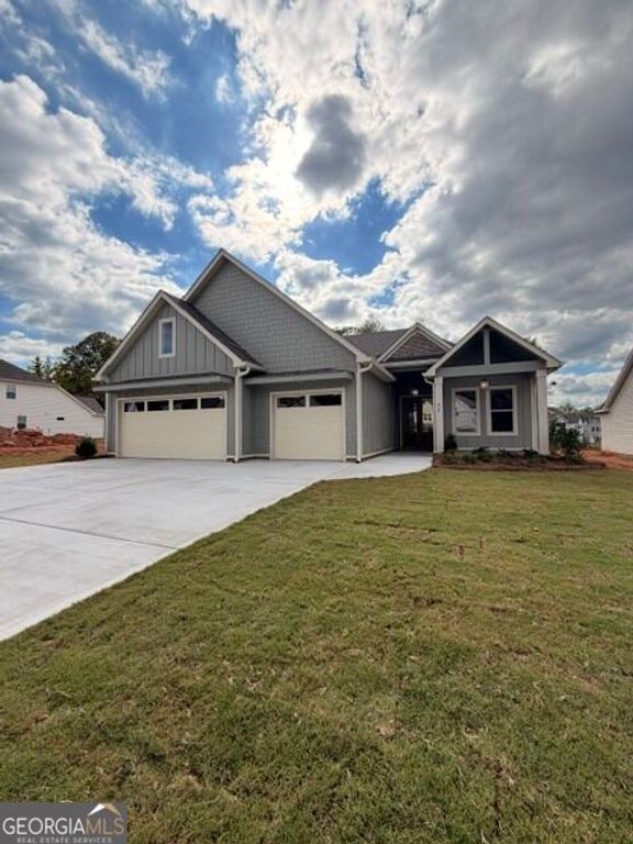 95 Loring Lane, Senoia, GA 30276