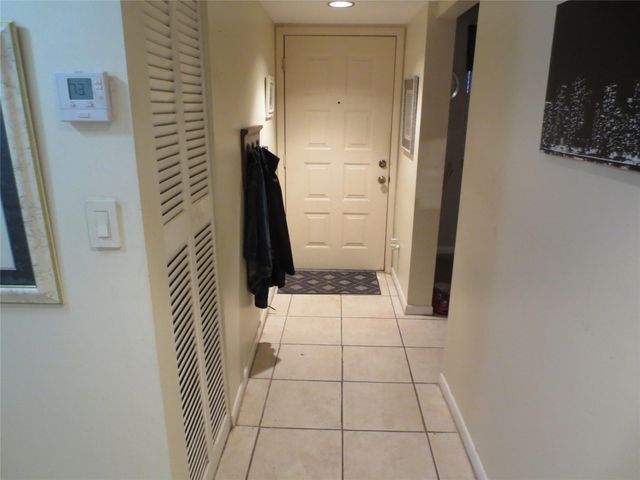 9553 W Mcnab Rd 104, Tamarac, FL 33321