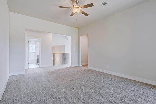 177 Peninsula Point Drive, Montgomery, TX 77356