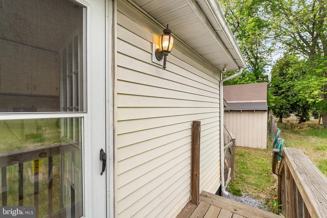 2 STUART DR, Salem, NJ 08079