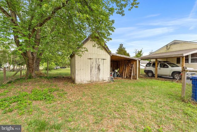 2 STUART DR, Salem, NJ 08079
