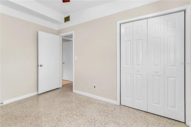 6242 56TH AVENUE N, St Petersburg, FL 33709