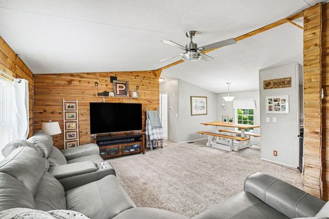 15829 Belmont Drive, Crittenden, KY 41030