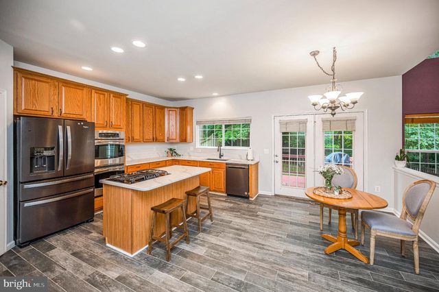5917 FINCASTLE DR, Manassas, VA 20112
