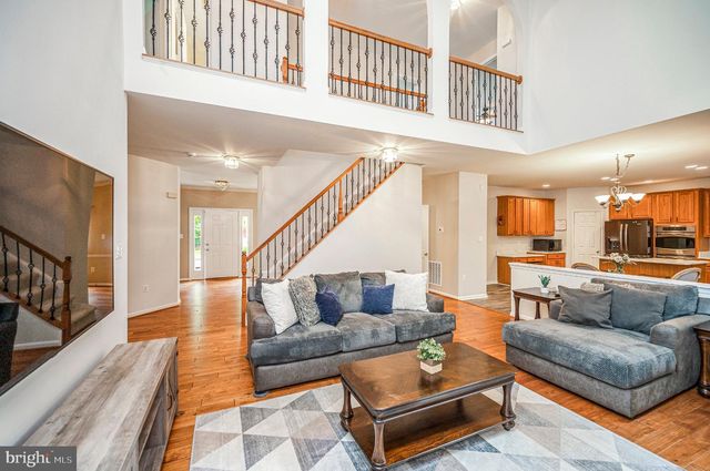 5917 FINCASTLE DR, Manassas, VA 20112