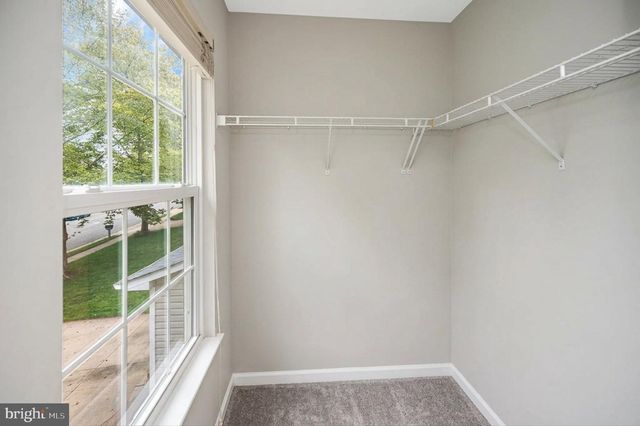 5917 FINCASTLE DR, Manassas, VA 20112