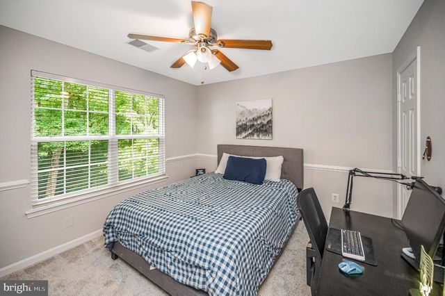 5917 FINCASTLE DR, Manassas, VA 20112