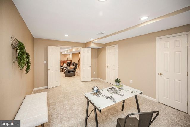 5917 FINCASTLE DR, Manassas, VA 20112