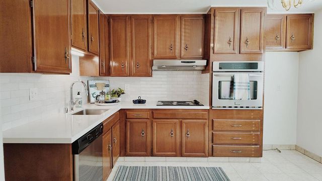 125 Villa Pacheco Court, Hollister, CA 95023