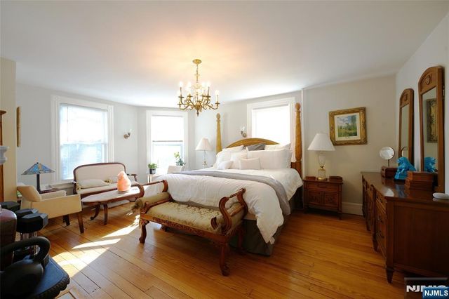 433 New England Terrace, Orange, NJ 07050