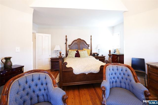 433 New England Terrace, Orange, NJ 07050