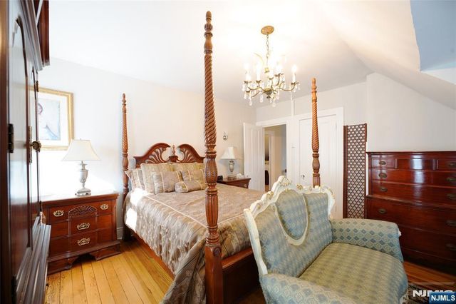 433 New England Terrace, Orange, NJ 07050