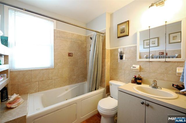 433 New England Terrace, Orange, NJ 07050