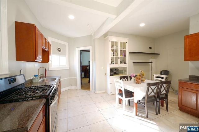 433 New England Terrace, Orange, NJ 07050