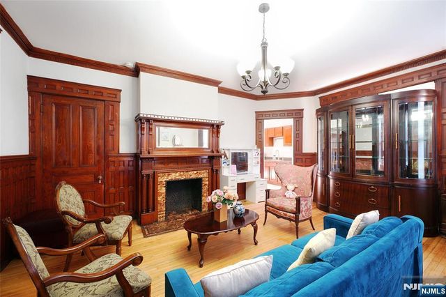 433 New England Terrace, Orange, NJ 07050