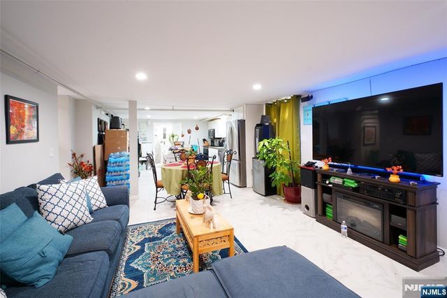 433 New England Terrace, Orange, NJ 07050