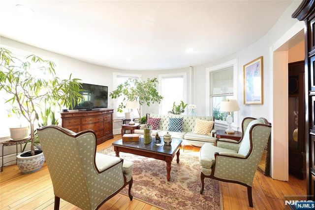 433 New England Terrace, Orange, NJ 07050