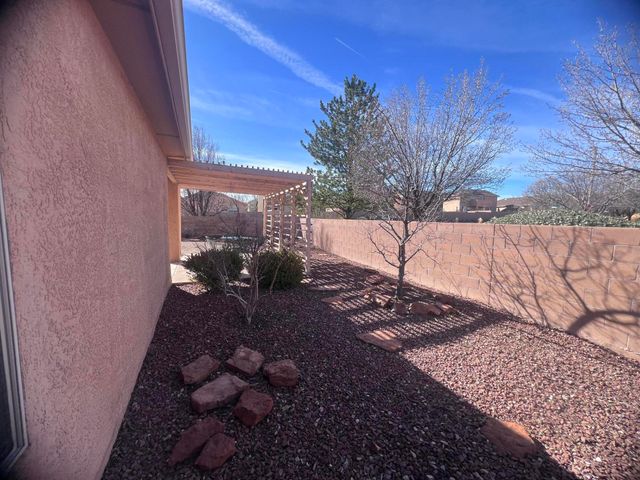 8132 Long Mesa Place NW, Albuquerque, NM 87114
