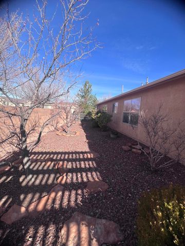 8132 Long Mesa Place NW, Albuquerque, NM 87114