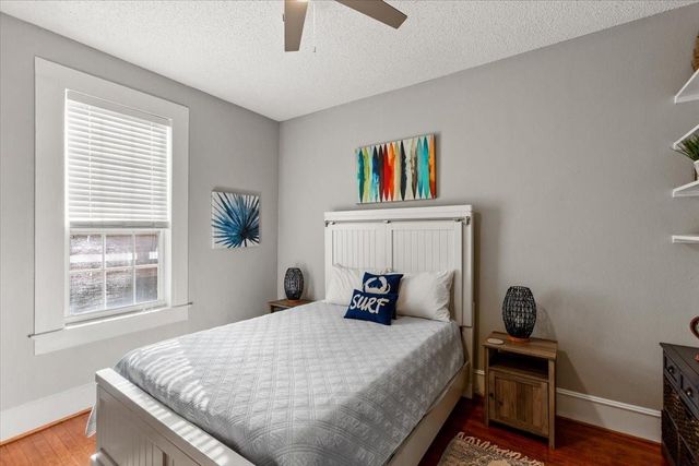 1414 Avenue M, Galveston, TX 77550