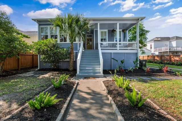 1414 Avenue M, Galveston, TX 77550