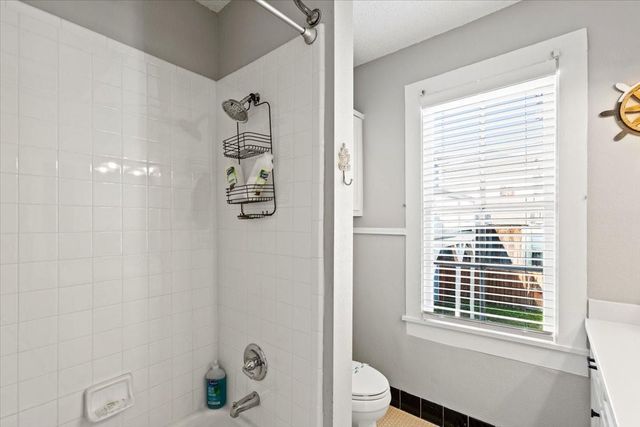 1414 Avenue M, Galveston, TX 77550