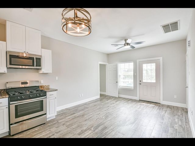 1414 Avenue M, Galveston, TX 77550