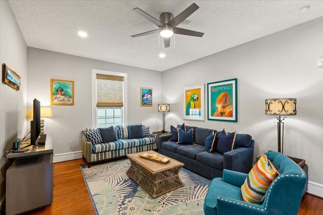 1414 Avenue M, Galveston, TX 77550