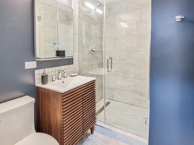 21W051 Woodview Drive, Itasca, IL 60143