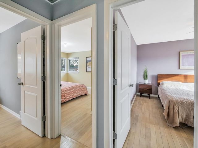 21W051 Woodview Drive, Itasca, IL 60143