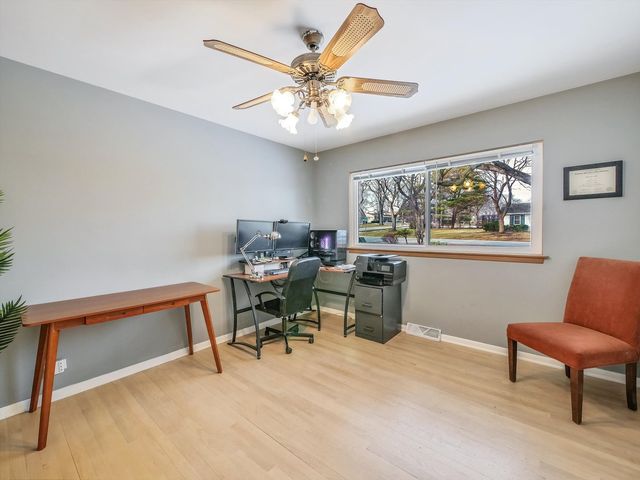 21W051 Woodview Drive, Itasca, IL 60143