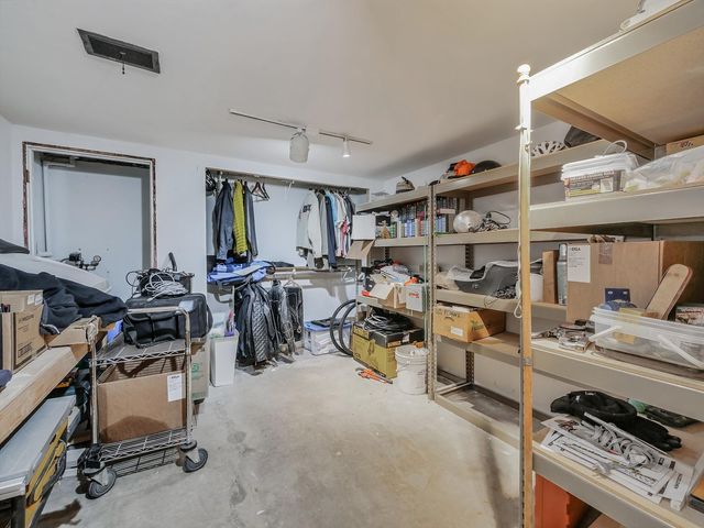 21W051 Woodview Drive, Itasca, IL 60143