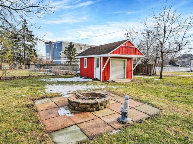 21W051 Woodview Drive, Itasca, IL 60143